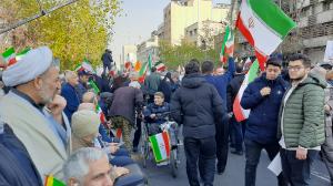 گزارش مصور از حماسه بصیرت‌مندانه ۲۲ دی و حضور دشمن‌شکن تهرانی‌ها/تصاویر