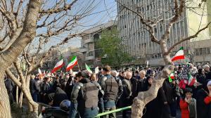 گزارش مصور از حماسه بصیرت‌مندانه ۲۲ دی و حضور دشمن‌شکن تهرانی‌ها/تصاویر