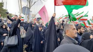 بیعت مردم سمنان با امام خامنه‌ای جوان در قاب تصویر/تصاویر