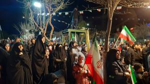 بیعت مردم سمنان با امام خامنه‌ای جوان در قاب تصویر/تصاویر