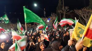 بیعت مردم سمنان با امام خامنه‌ای جوان در قاب تصویر/تصاویر