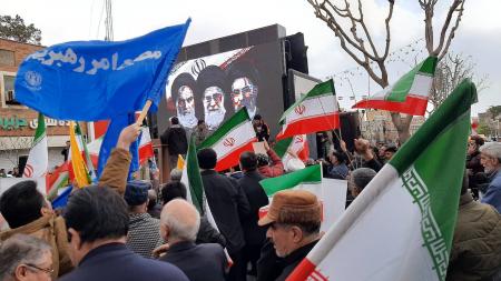 بیعت مردم سمنان با امام خامنه‌ای جوان در قاب تصویر/تصاویر
