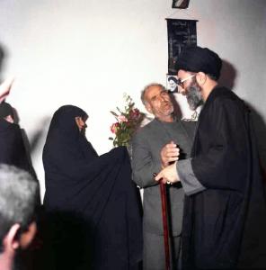 رابطه آقای شهید با خانواده شهدا و جانبازان