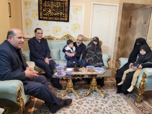 دیدار رئیس بنیاد شهید و امور ایثارگران با خانواده شهدای جنگ رمضان