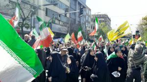 گزارش تصویری از حضور مردم  تهران در اربعین رهبر شهید/تصاویر