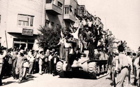 کودتای ۲۸ مرداد؛ از سقوط نخست‌وزیری مصدق تا بازگشت ساختار سنتی قدرت