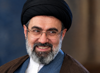 بی‌حیایی و لباس اندام‌نما همراه با...