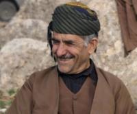 «حاج فتاح رستمی» جانباز اهل پاوه به فرزندان شهیدش پیوست