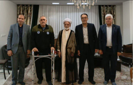  دیدار آیت‌الله دری نجف‌آبادی با آزاده جانباز ابراهیم نصیری