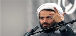 انسان با دشمن با زبان التماس حرف نمی‌زند