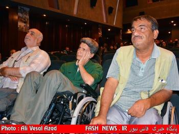 گزارش مصور بازدید جانبازان از باغ موزه دفاع مقدس