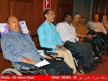 گزارش مصور بازدید جانبازان از باغ موزه دفاع مقدس