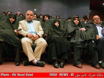گزارش مصور بازدید جانبازان از باغ موزه دفاع مقدس