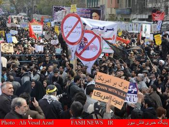 حضور جانبازان و ایثارگران در راهپیمایی 13 آبان