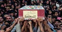 لحظاتی دیگر؛ تشییع شهدا در یافت آباد تهران