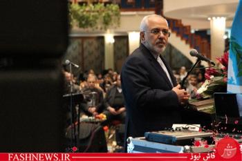 خانواده شهدا و ایثارگران وزارت خارجه مورد تجلیل قرار گرفتند