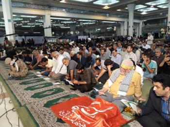 دعای عرفه مصلی تهران وتشیع ۶ شهید گمنام