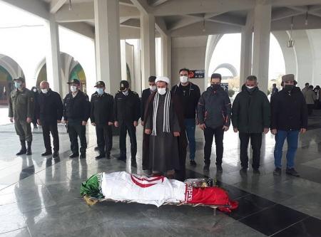 خاکسپاری پیکر جانباز شهید و شهید مدافع سلامت در مزار شهدا/ عکس