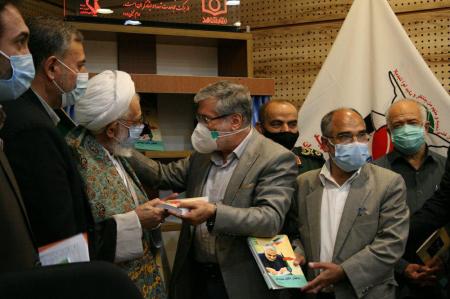  رونمایی از کتاب «حافظان مکتب سلیمانی»