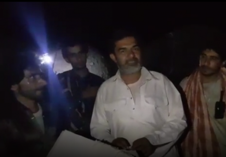 در تاریکی و ظلمت فقر، ماه شب محرومین باشیم!