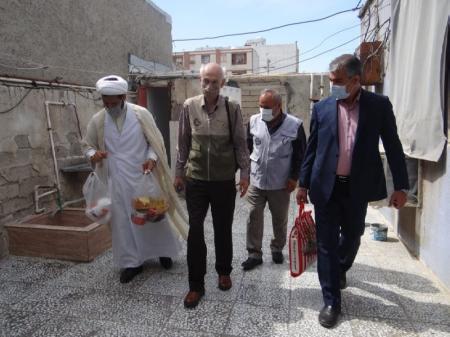 دیدار گروه جهادی ایثارگران بدون مرز با خانواده تعدادی از زندانیان بوشهر