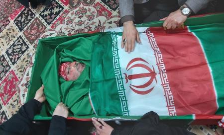 اولین تصاویر از پیکر‌های ۲ شهید حمله هوایی رژیم صهیونیستی/عکس