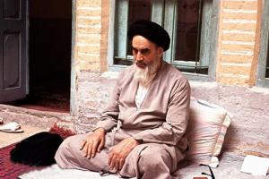 امام خمینی(ره)، موثرترین در سرنوشت ایران و ایرانی/تصاویر