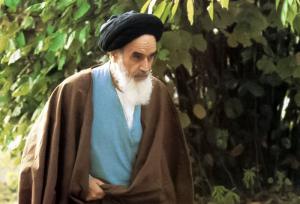 امام خمینی(ره)، موثرترین در سرنوشت ایران و ایرانی/تصاویر
