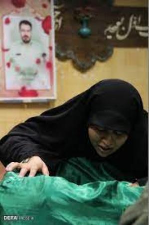 روایت همسر شهید «سجاد فراهانی» از توهین یک نفر به چادرش و واکنش شهید /فیلم